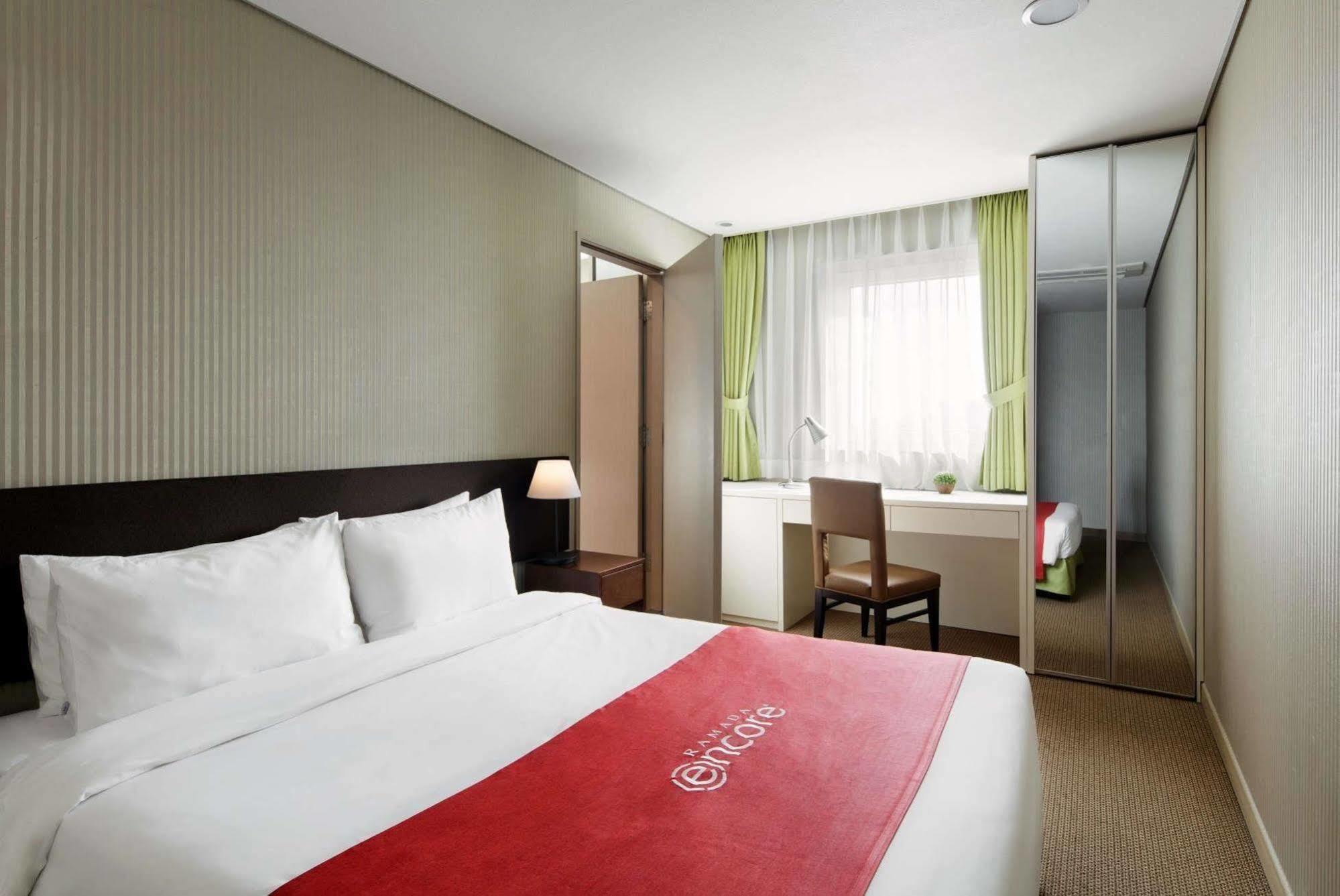 Ramada Encore By Wyndham Seoul Dongdaemun Exterior foto